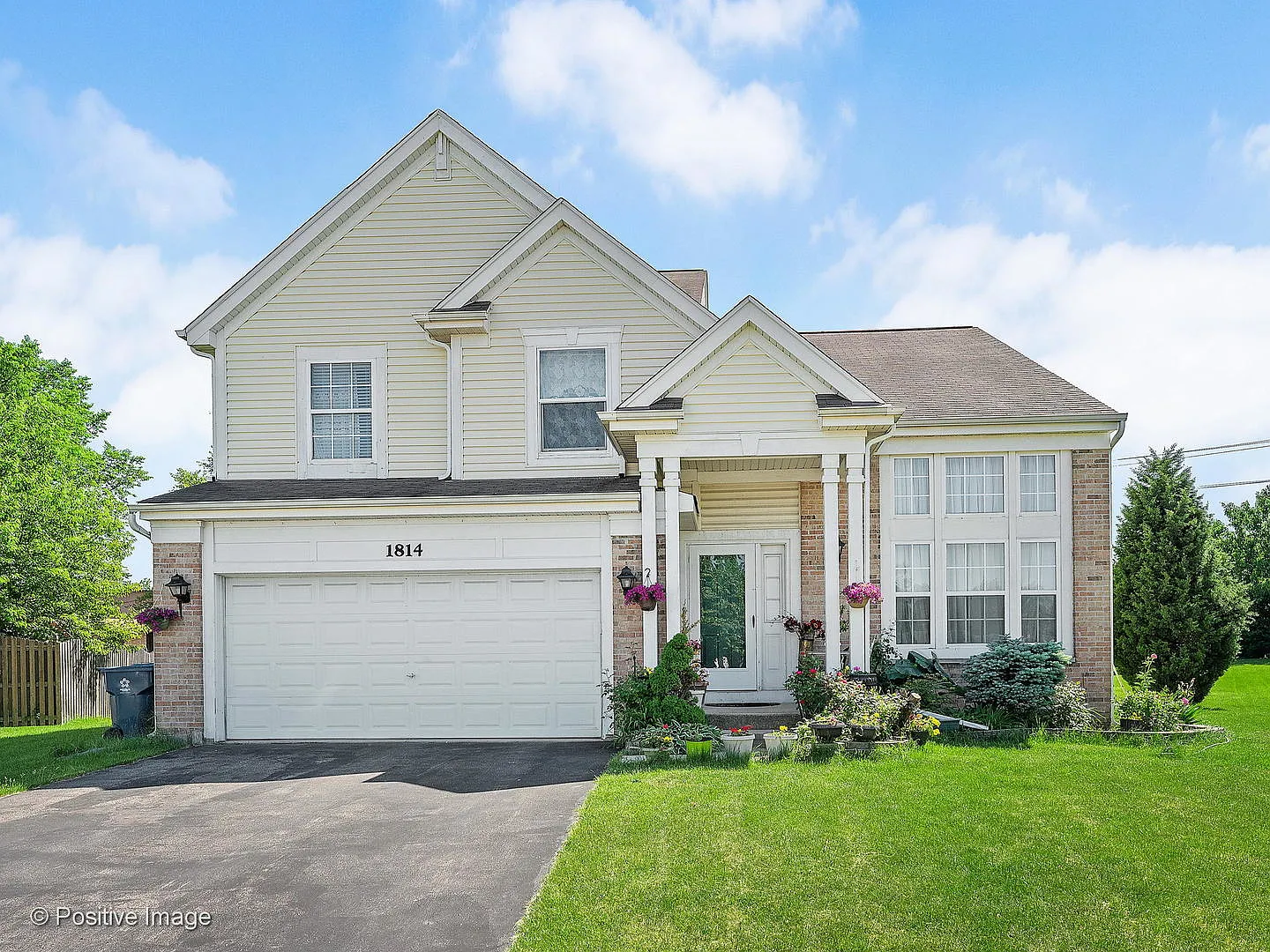 1814 Balmoral Ct photo 1