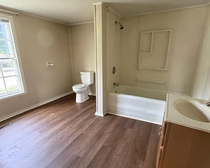 26 Mechanic St #1 — Photo 5