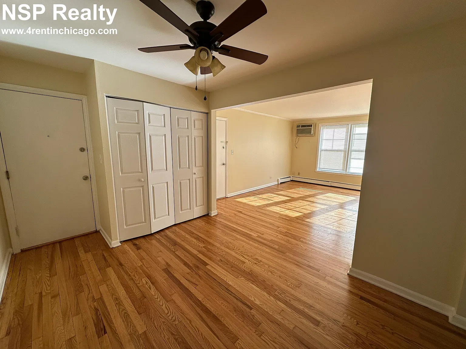 2 bed, 1.0 bath, 1000 sqft, $1,900 — Photo 3