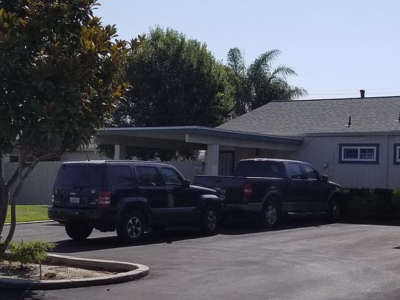 4th image of 212 Sunnyhills Dr