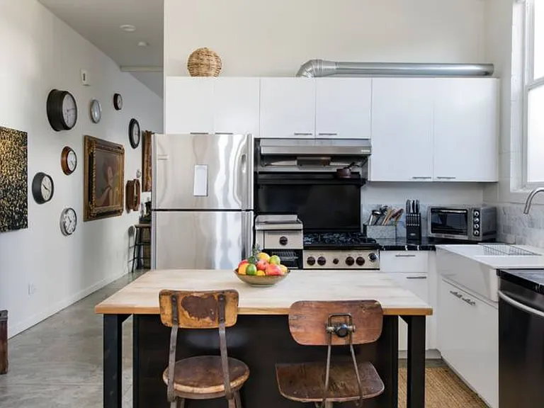 533 Vernon Ave #C — Photo 7