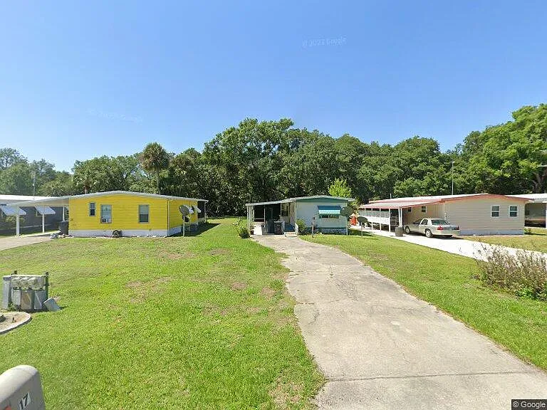 17 Rosalie Oaks Blvd