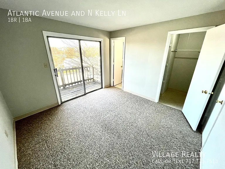 Atlantic Ave — Photo 8