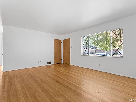 4th image of 3044 S Winona Court