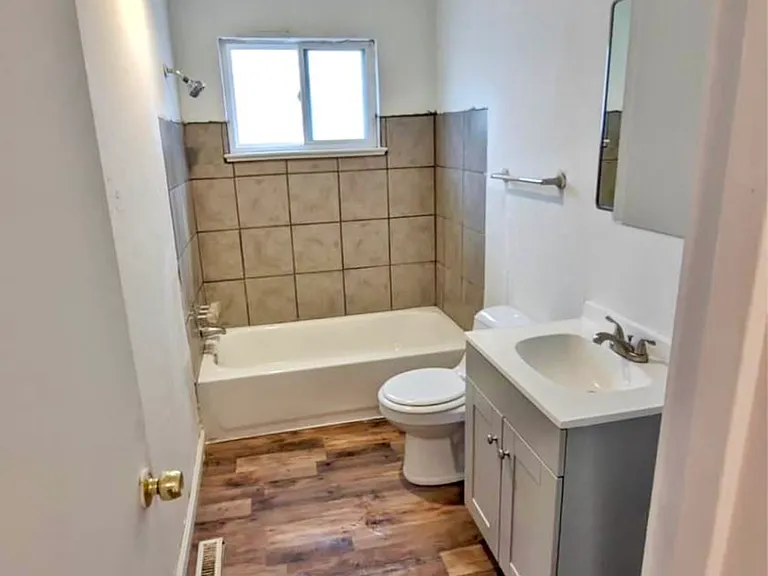 220 San Pablo St NE #4 — Photo 6