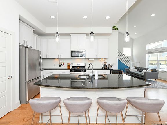 5th image of 1511 Casa Drive