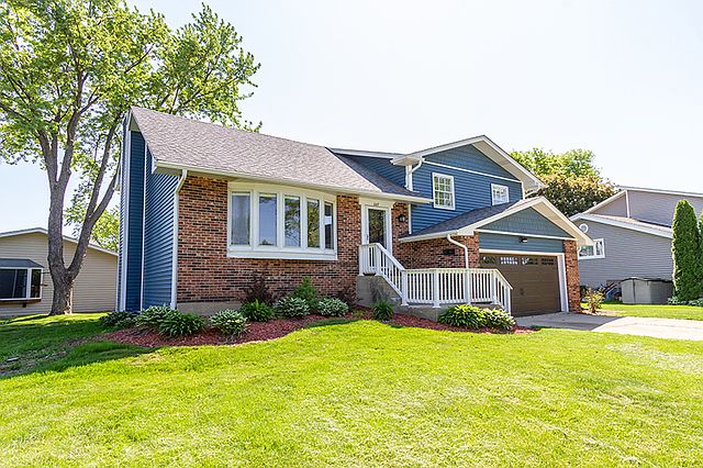 1st image of 327 Hazel Dr