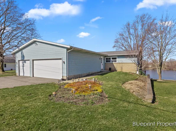 7715 N Noffke Dr, Caledonia, MI 49316