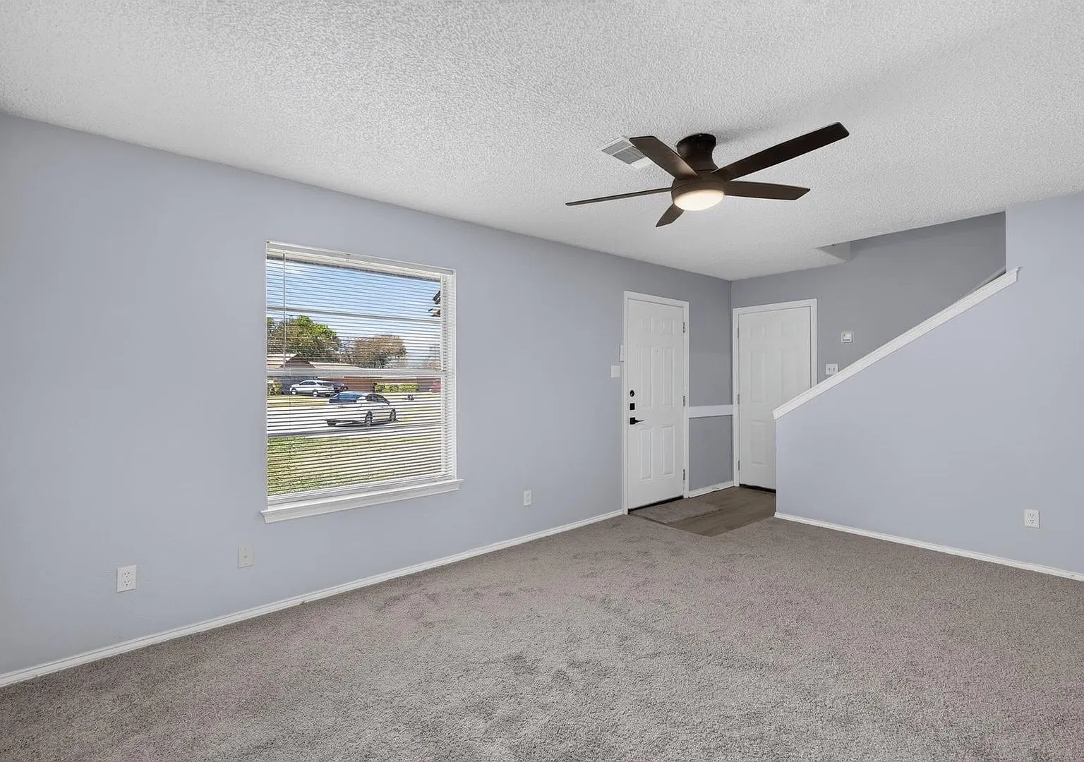 3 Bed 2 Bath Two Story Duplex in Duncanville! — Photo 4