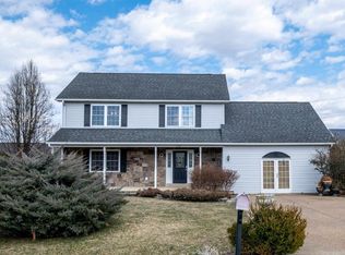 114 W Wanda St, Stanley, VA 22851