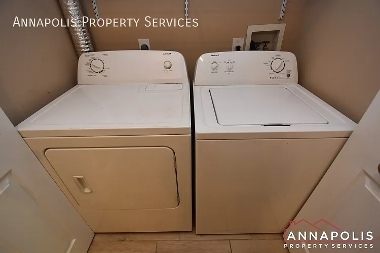 2052 Quaker Way #13 — Photo 18