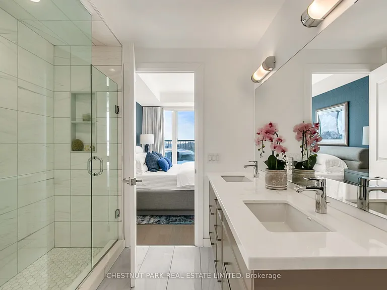 1700 Avenue Rd #Penthouse 706 — Photo 28