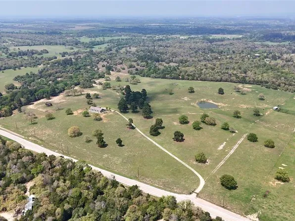 2792 Fm 535, Rosanky, TX 78953