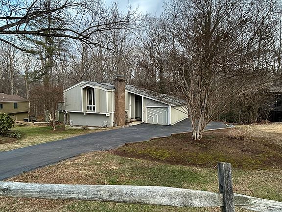 3rd image of 6278 Occoquan Forest Dr