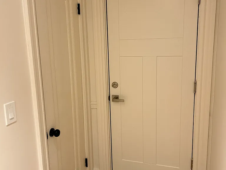 109 Montgomery St #2 — Photo 41