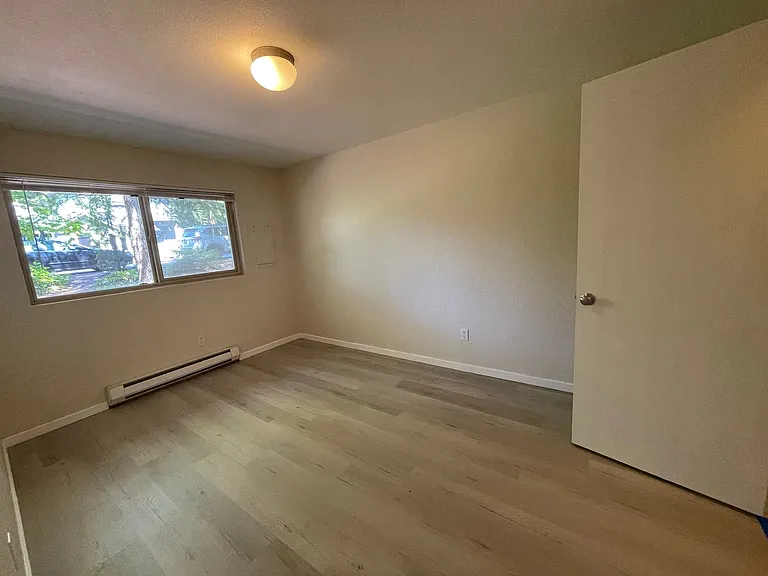 Skandi Villa in Edmonds | Boutique Apartments with Modern Touches | 1 MONTH FREE! — Photo 25