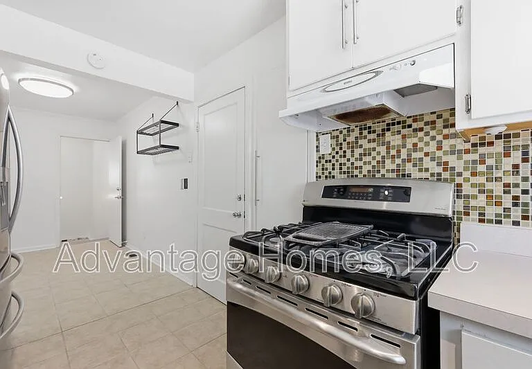 7228 Linden St — Photo 23
