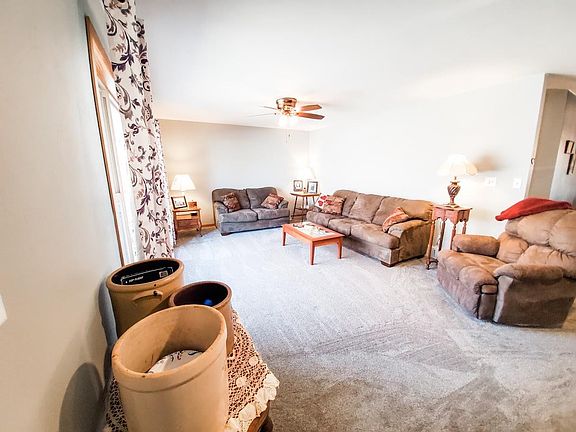 2nd image of 503 James Pl