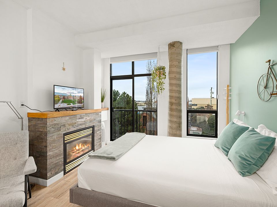 1st image of 409 Swift St #315