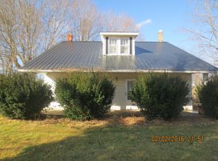 3949 Knob Lick Rd, Edmonton, KY 42129