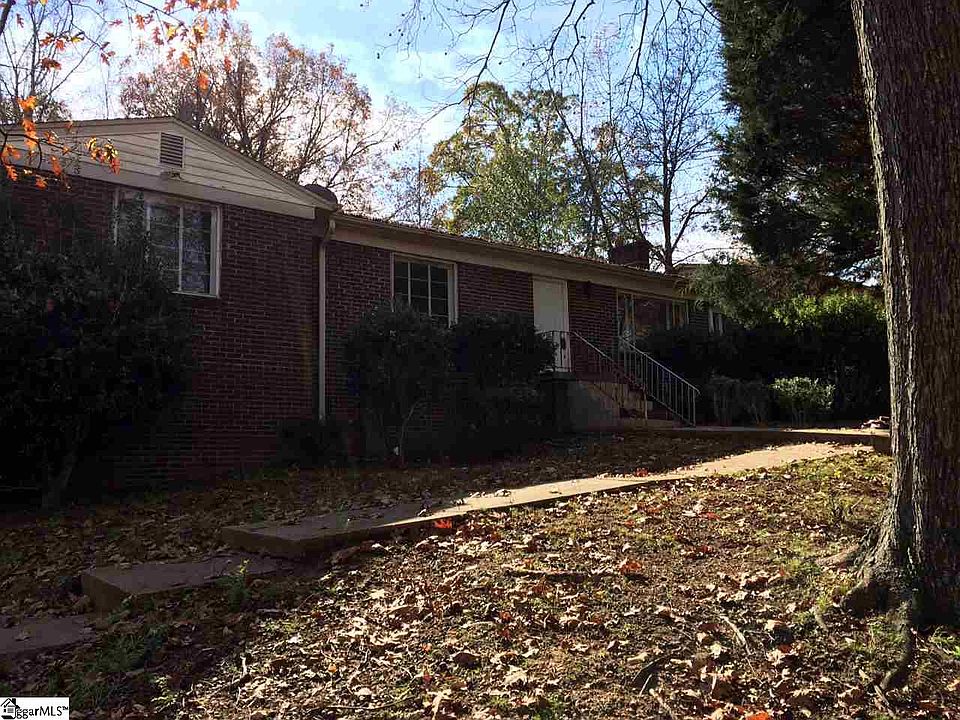 1st image of 94 Bruce Rd