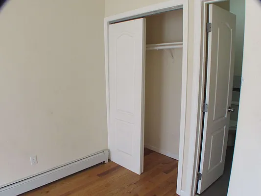 Rented by Premier Metro Realty Corp | media 26