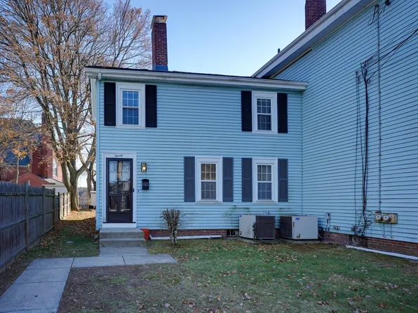 20 Green St #20, Watertown, MA 02472