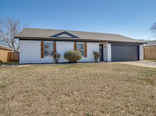 6009 Maple Springs Dr, Arlington, TX 76001