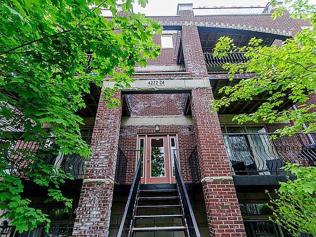 1st image of 4222 S King Dr #1S