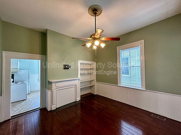 2nd image of 216 N 6th St APT 4