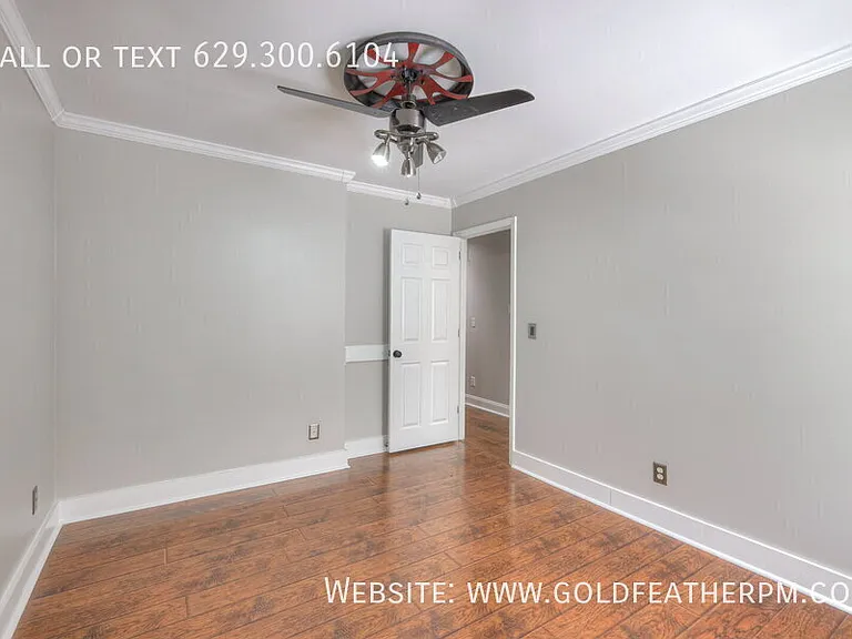 5888 Woodlands Ave — Photo 43