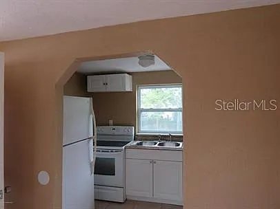 320 Dummitt Ave #B — Photo 3
