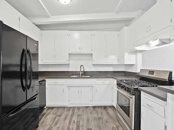 2nd image of 930 Stillman Ave APT A