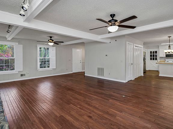 5th image of 2 Valhalla Cir