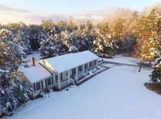 1058 Sweeney Trl, Halifax, VA 24558