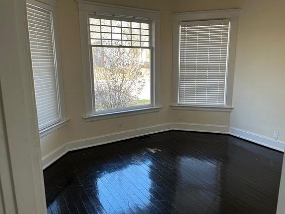 3rd image of 513 W Silver St APT 3