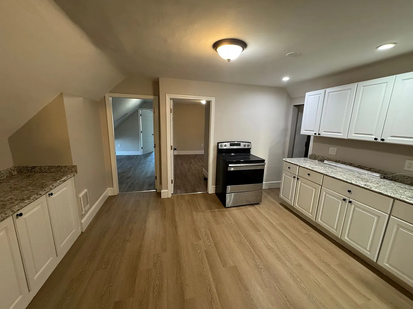 Spacious and Sunny 3 Bedroom Rental in Methuen - Available Now! — Photo 3
