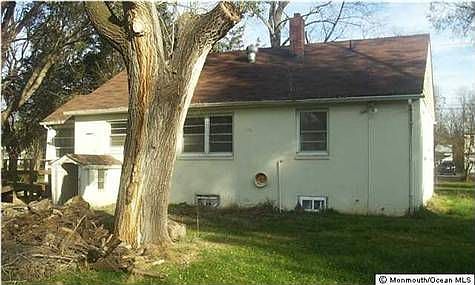2nd image of 396 Cook Rd