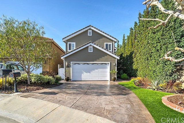 2nd image of 535 Lomita St
