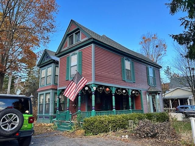 1st image of 5 Albany Ave