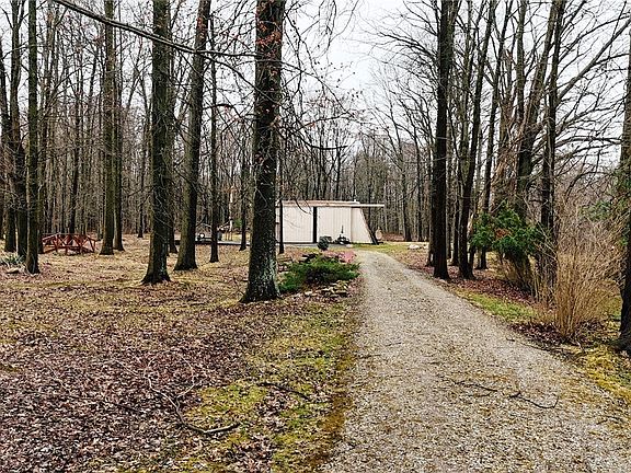 5th image of 8840 Peck Rd