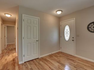 6641 Berkshire Ln N, Maple Grove, MN 55311