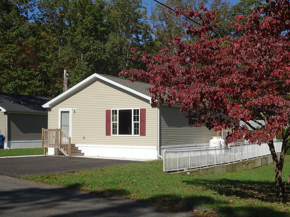 1st image of 654 Woodside Dr