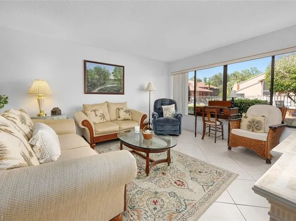 114 Cypress WAY E #D3, NAPLES, FL 34110