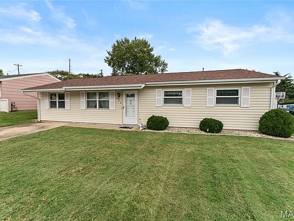 2nd image of 833 Weedel Dr