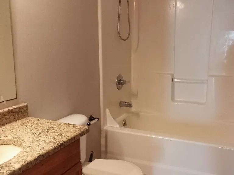 403 Saint Dunstans Ct — Photo 28