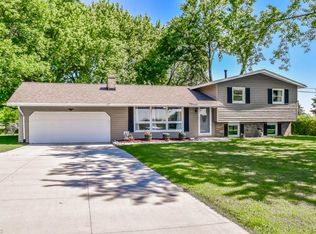 5617 Faircrest St SW, Canton, OH 44706