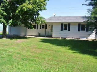 755 Mohican Ln, Mendota Heights, MN 55120