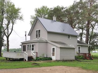 3980 210th St, Estherville, IA 51334