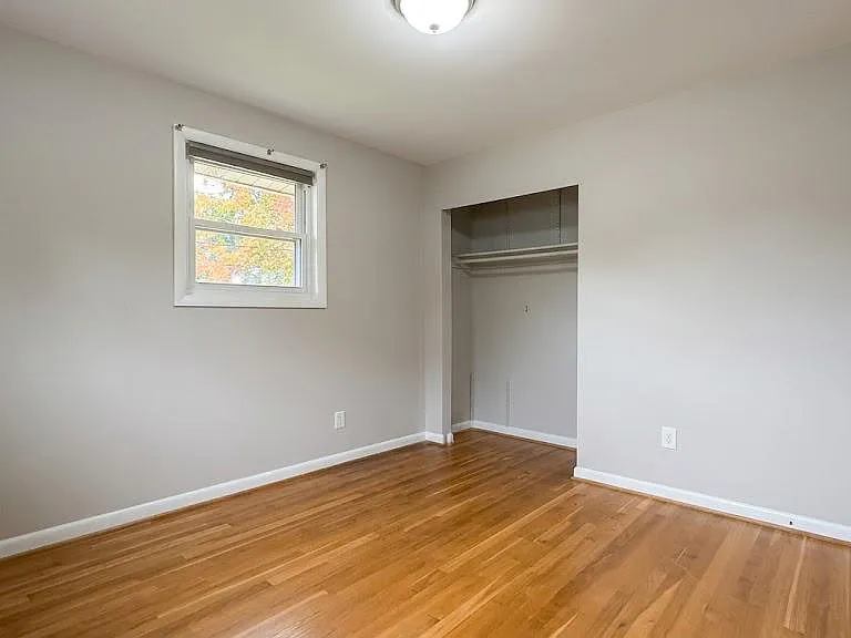 11115 Schuylkill Rd — Photo 19